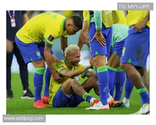 足球明星小腿纹身图案解析展现个性与热爱运动的完美结合