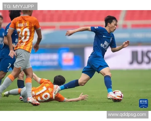 聚焦足球:武汉足球队的配合话题